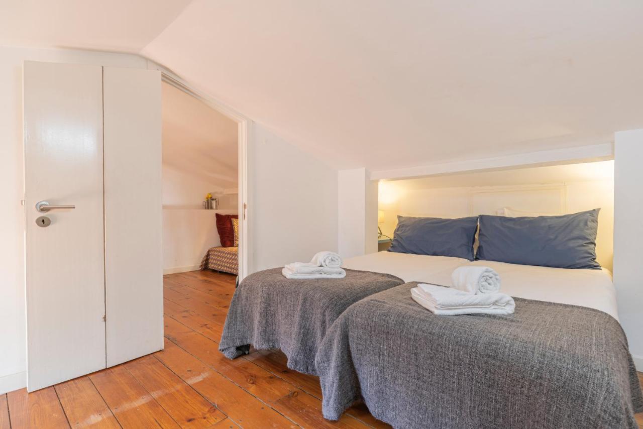 Alfama 2Bdr Duplex Apartment W/ Balcony By Lovelystay Lisboa Kültér fotó