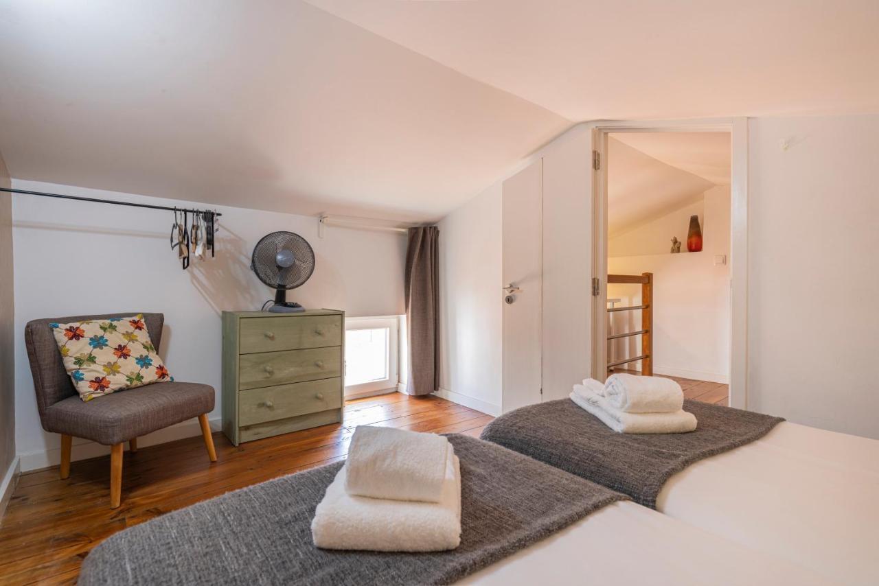 Alfama 2Bdr Duplex Apartment W/ Balcony By Lovelystay Lisboa Kültér fotó