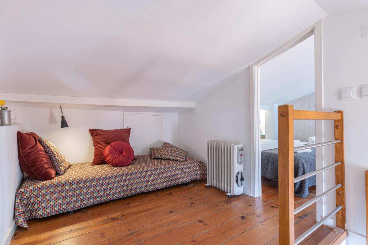Alfama 2Bdr Duplex Apartment W/ Balcony By Lovelystay Lisboa Kültér fotó
